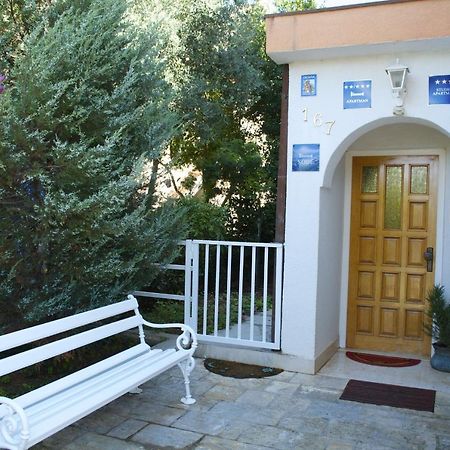 Hotel Pansion Adria Sveti Filip i Jakov Exterior foto
